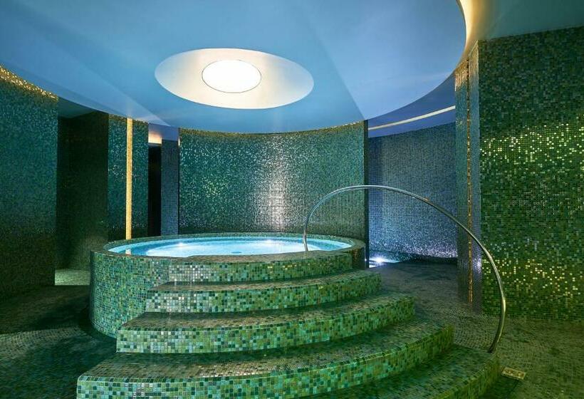 سوئیت پرزیدنت, Savoy Palace, The Leading Hotels of The World Savoy Signature