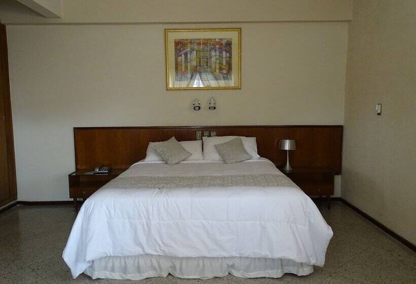 Standard Room, Gran Hotel Parana