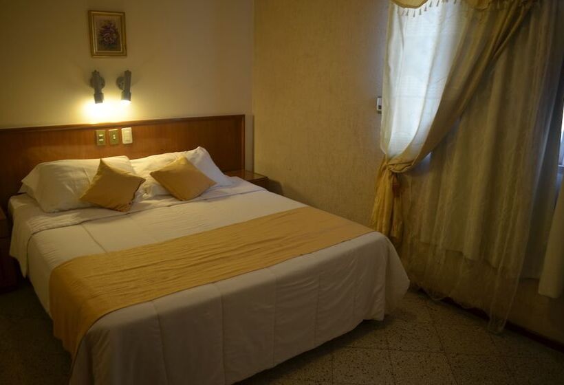 Quarto Estandar, Gran Hotel Parana