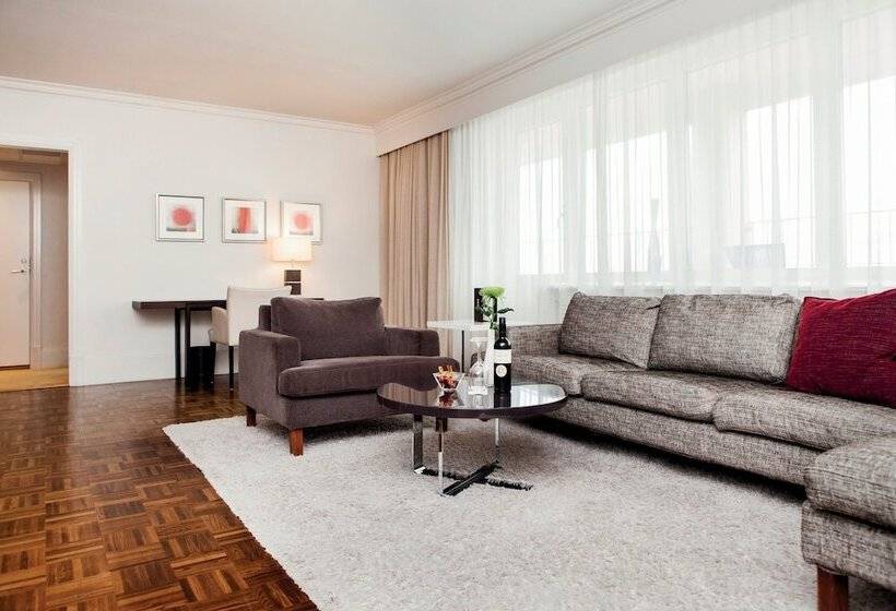스위트, Elite Park Avenue