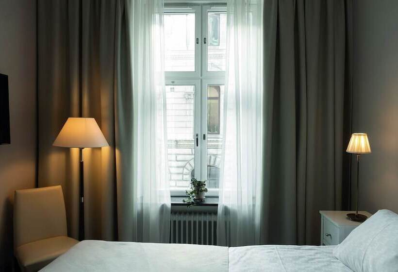 اتاق اکونومی, Elite Hotel Savoy