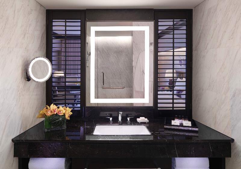 اتاق استاندارد با تخت بزرگ, Fairmont Singapore