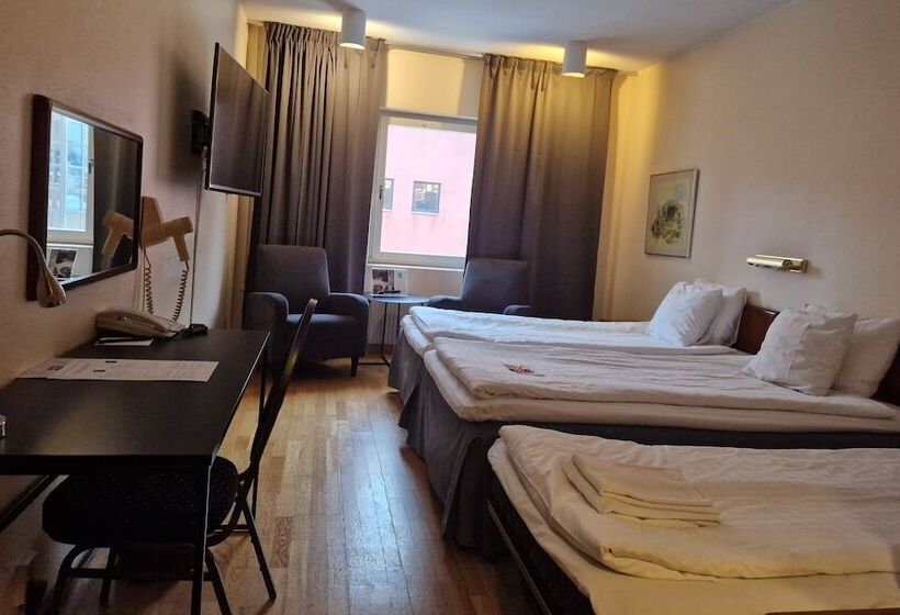 اتاق خانوادگی, First Hotel Statt örnsköldsvik