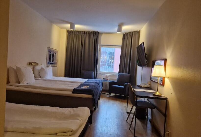 اتاق خانوادگی, First Hotel Statt örnsköldsvik