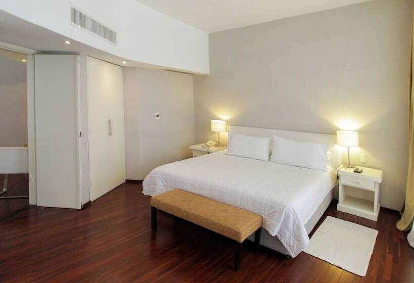 Suite, Guarani Asuncion