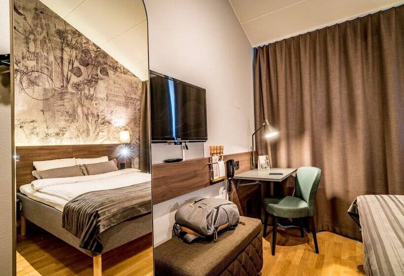 اتاق استاندارد یک نفره, Scandic Frimurarehotellet