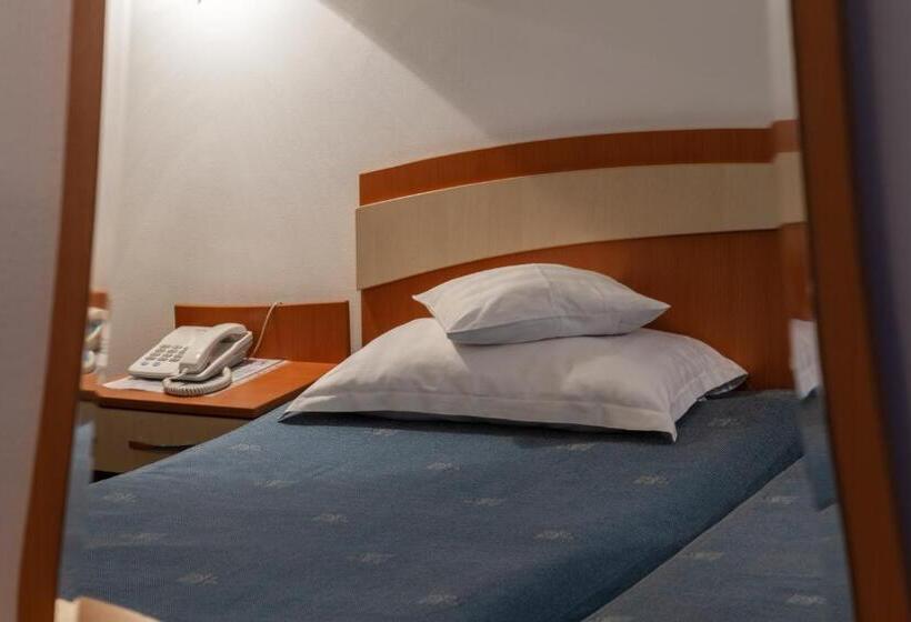 اتاق استاندارد, Sirena Saturn All Inclusive