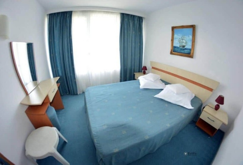 Standard Room, Sirena