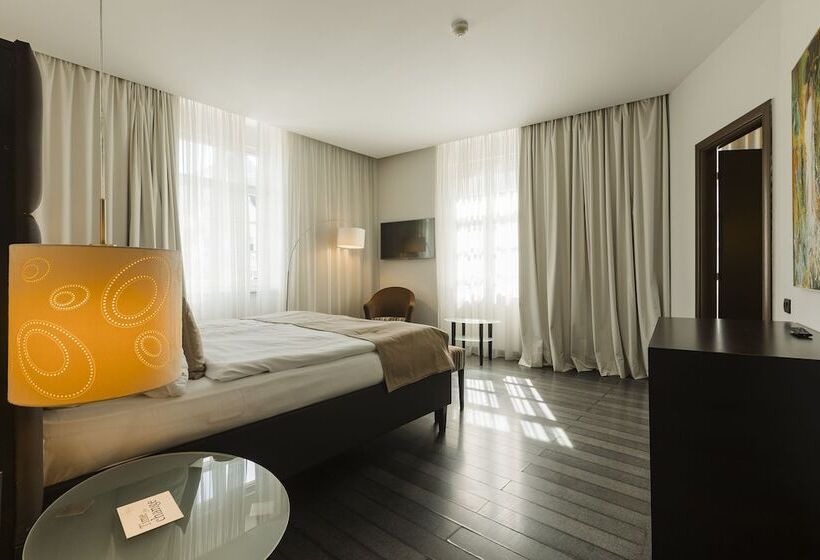 Suite Deluxe, Timisoara