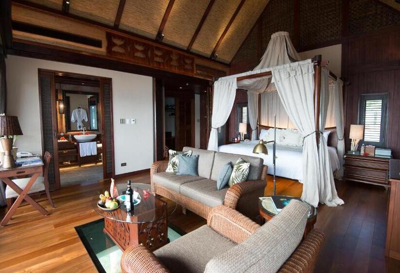 بانگلوی استاندارد, Palau Pacific Resort