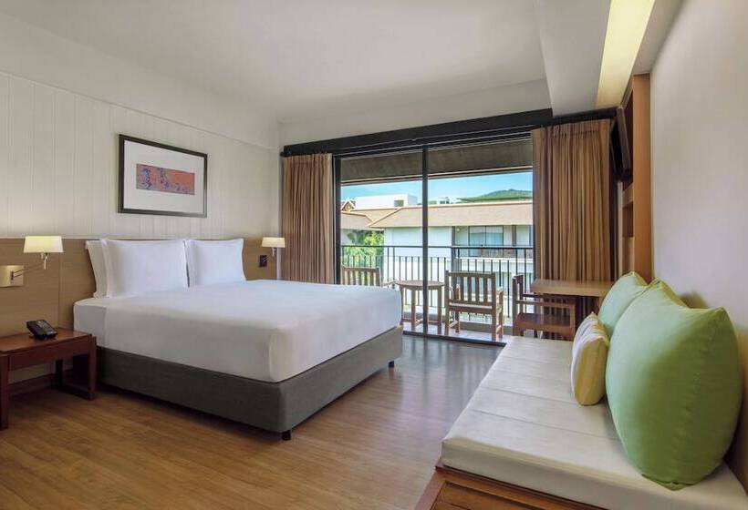 Deluxe Zimmer mit Balkon, Doubletree By Hilton Phuket Banthai Resort