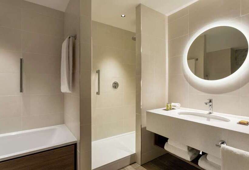 اتاق پرمیوم, Doubletree By Hilton Phuket Banthai Resort