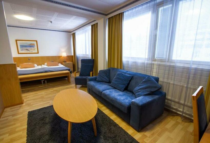 سوییت, Economy Hotel Savonia