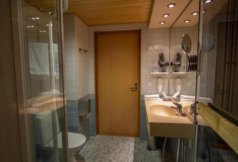 سوییت, Economy Hotel Savonia