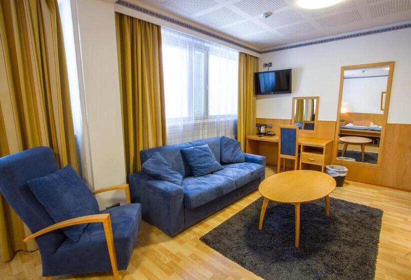 سوییت, Economy Hotel Savonia