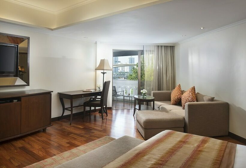 سوئیت با چشم‌انداز رودخانه, Anantara Riverside Bangkok Resort