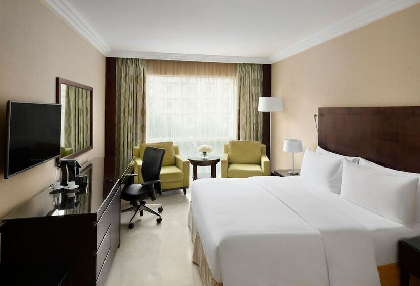 장애인을 위한 스위트, Crowne Plaza Jeddah