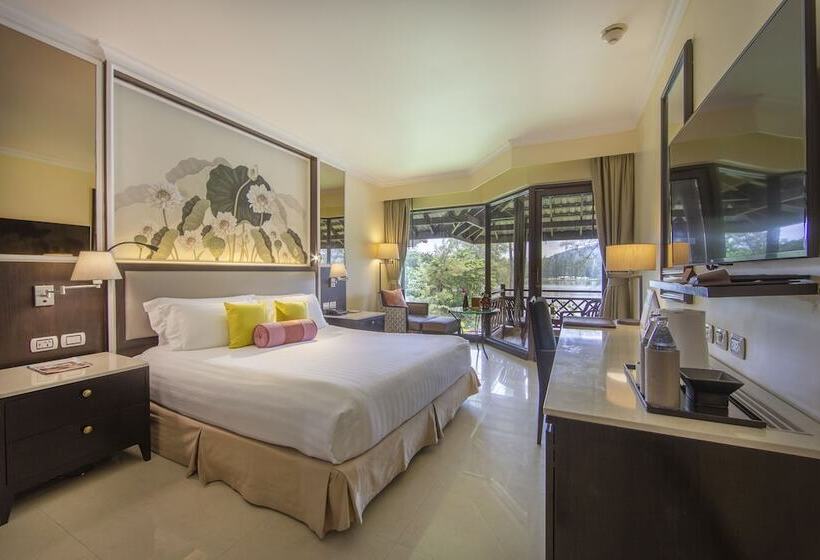 اتاق لوکس با چشم‌انداز دریاچه, Dusit Thani Laguna Phuket