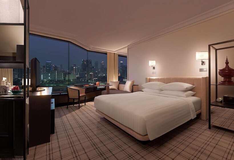 Club Room, Grand Hyatt Erawan Bangkok