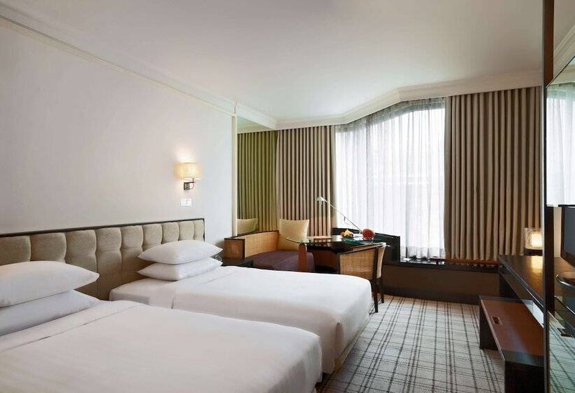 Standard Room, Grand Hyatt Erawan Bangkok