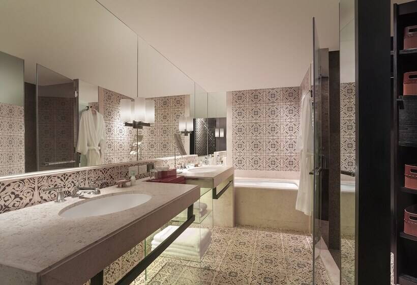 Suite Premium, Grand Hyatt Erawan Bangkok