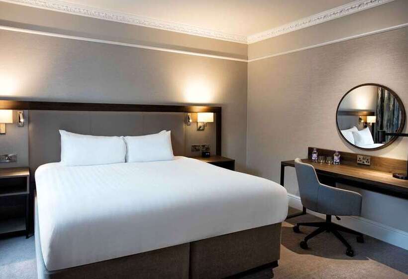 行政房间, Hilton Moscow Leningradskaya