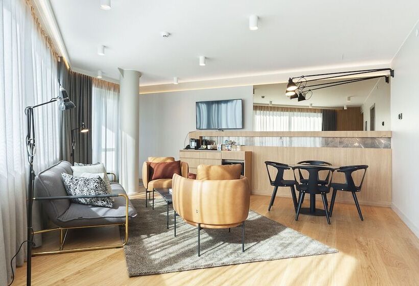 سوییت, Holiday Inn Helsinki   Expo, An Ihg