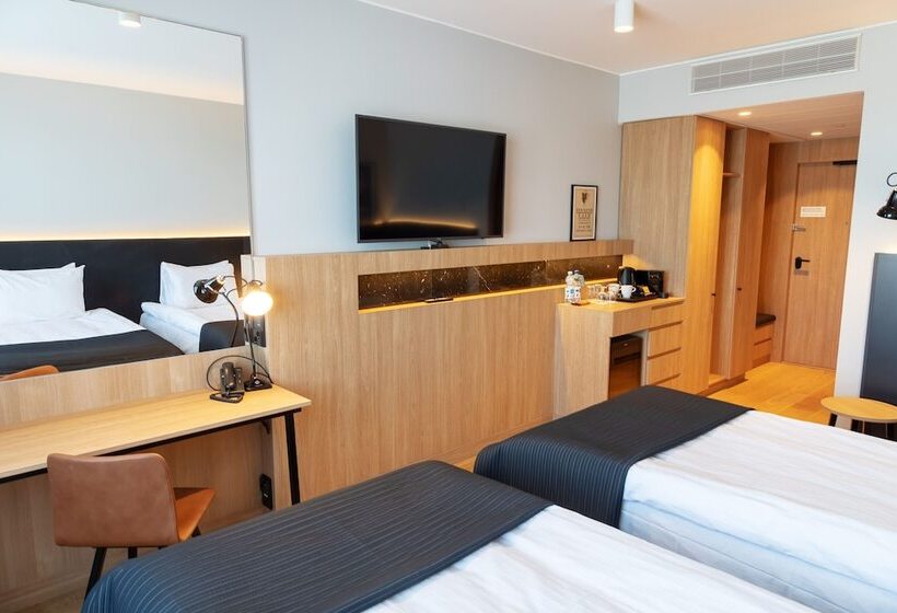 اتاق استاندارد, Holiday Inn Helsinki   Expo, An Ihg