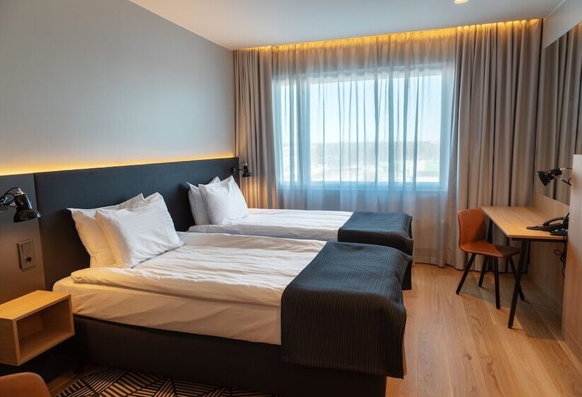 اتاق استاندارد, Holiday Inn Helsinki   Expo, An Ihg