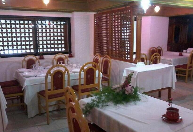 اتاق استاندارد چهار تخته, La Residence Hammamet