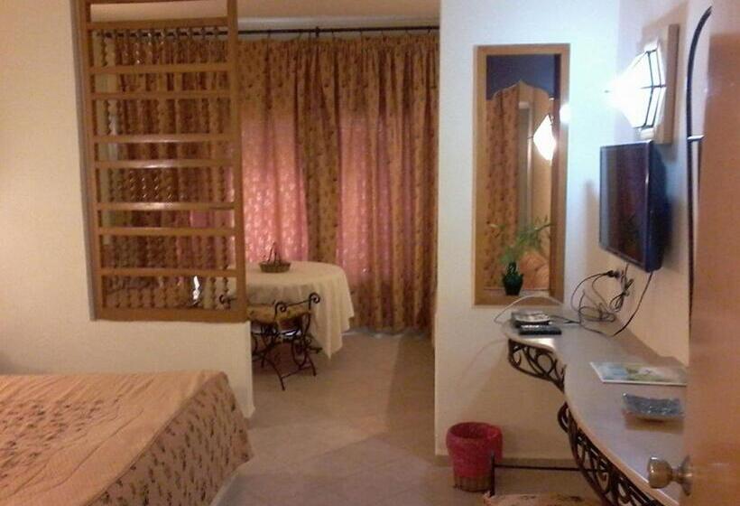 اتاق استاندارد چهار تخته, La Residence Hammamet