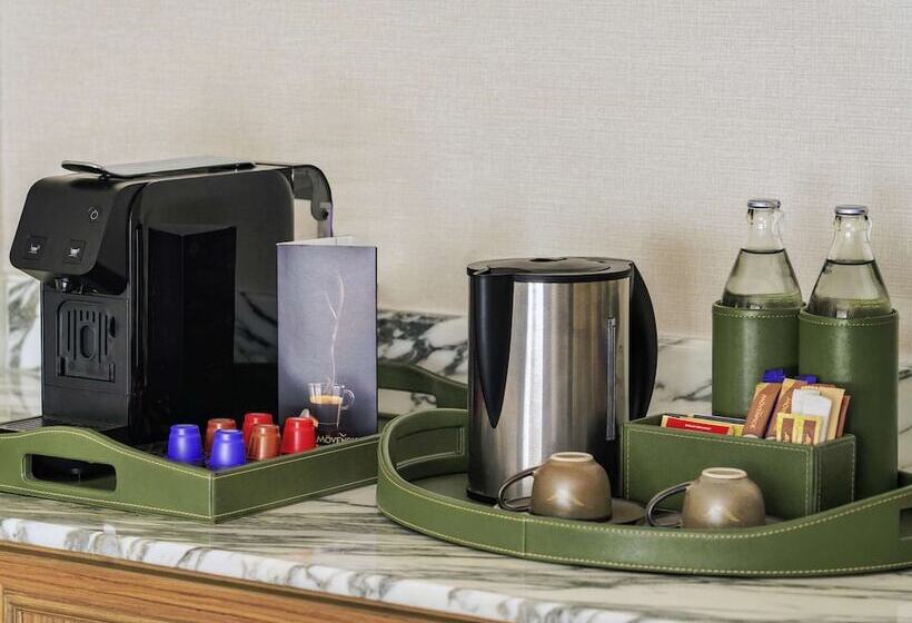 سوییت, Mövenpick Hotel Bangkok Ploenchit Bdms