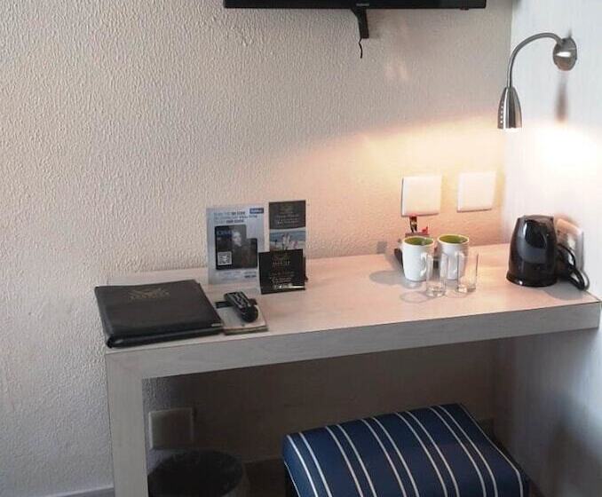 اتاق استاندارد با تخت دوبل, Premier Splendid Inn Bayshore