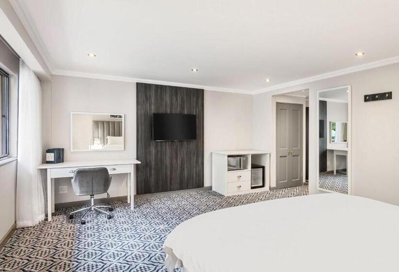 스위트, Protea Hotel By Marriott Johannesburg Balalaika Sandton