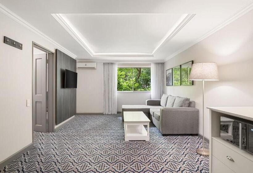 스위트, Protea Hotel By Marriott Johannesburg Balalaika Sandton