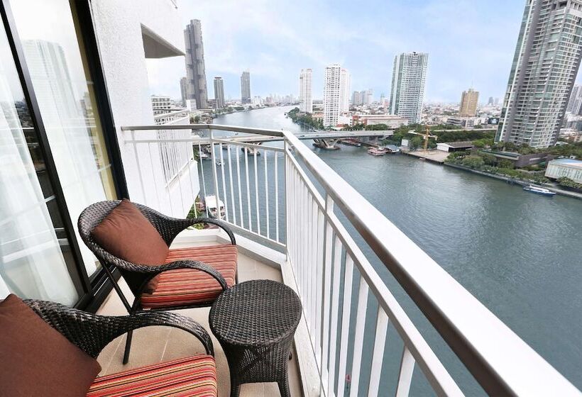 Premium Room with Balcony, Shangrila Bangkok