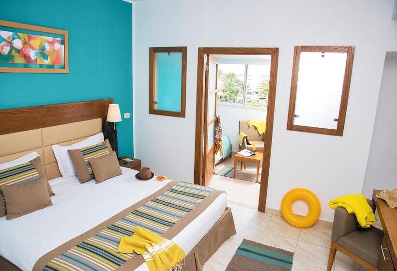 اتاق استاندارد چهار تخته, Aqi Skanes Resort