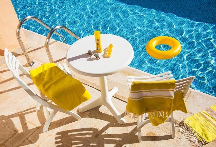 اتاق لوکس, Aqi Skanes Resort
