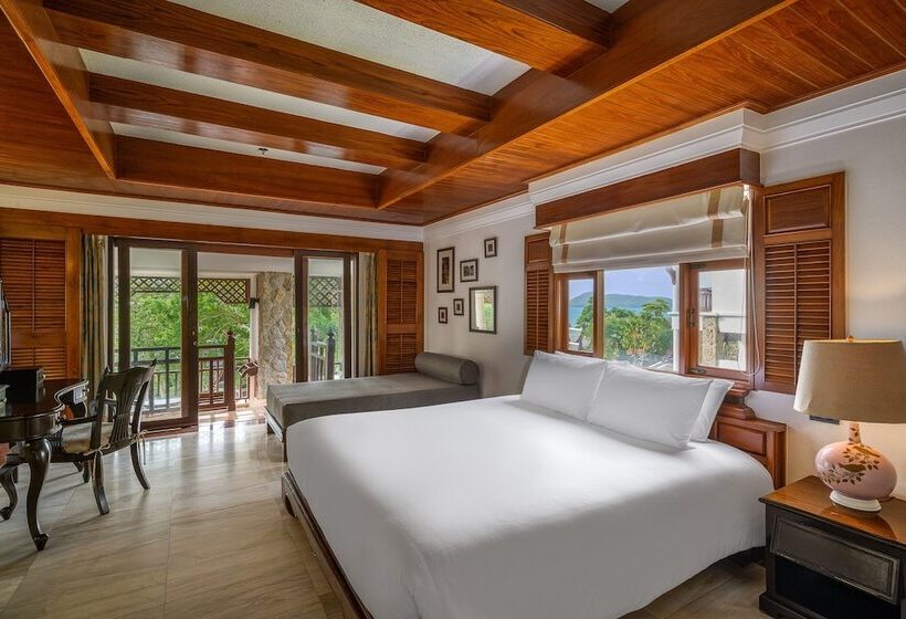 Habitación Estándar con Terraza, Thavorn Beach Village Resort & Spa Phuket