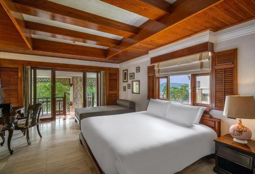 Habitación Estándar con Terraza, Thavorn Beach Village Resort & Spa Phuket