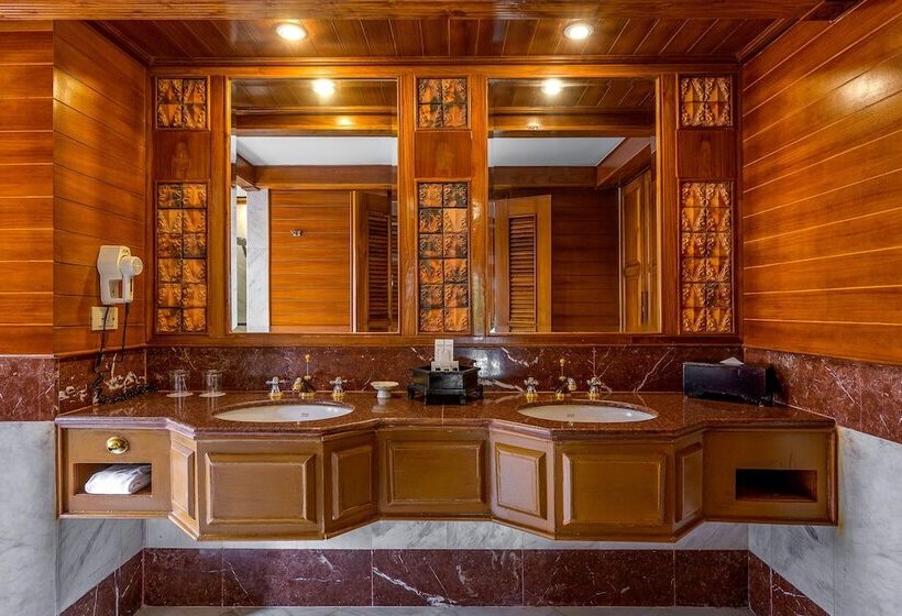 Suite with Terrace, Thavorn Beach Village Resort & Spa Phuket