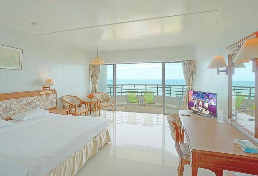 سوییت جونیور, Pattaya Park Beach Resort