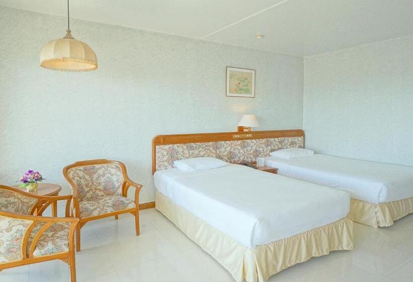 اتاق سوپریور, Pattaya Park Beach Resort