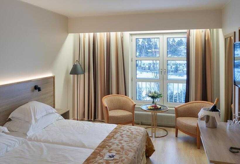 اتاق راحتی, Naantali Spa