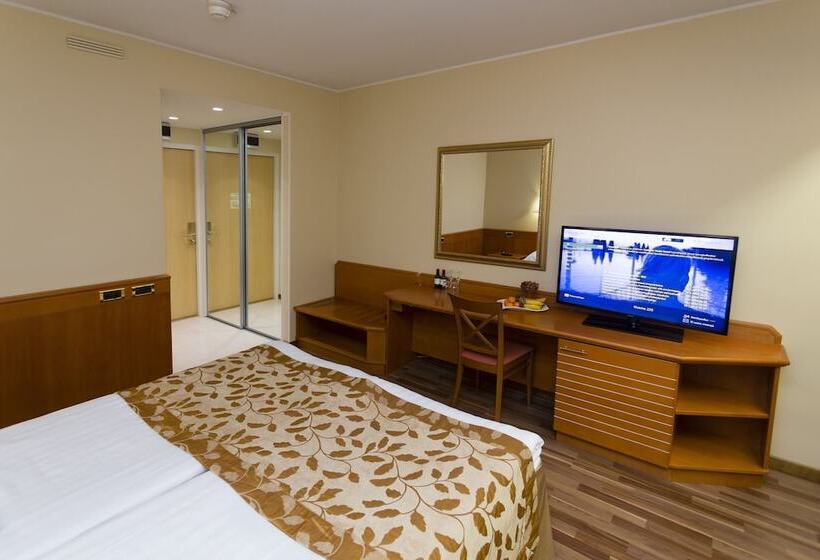 اتاق راحتی, Naantali Spa