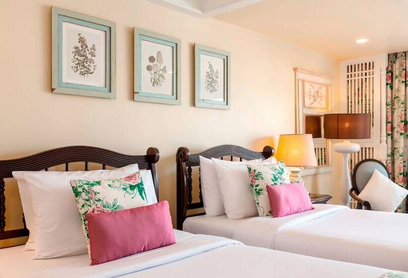 Quarto Familiar Comunicado, Thavorn Palm Beach Resort Phuket