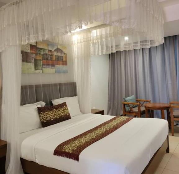 سوییت, Acholi Inn