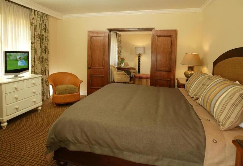 Suite Junior, Arnold Palmers Bay Hill Club And Lodge  Adults Only