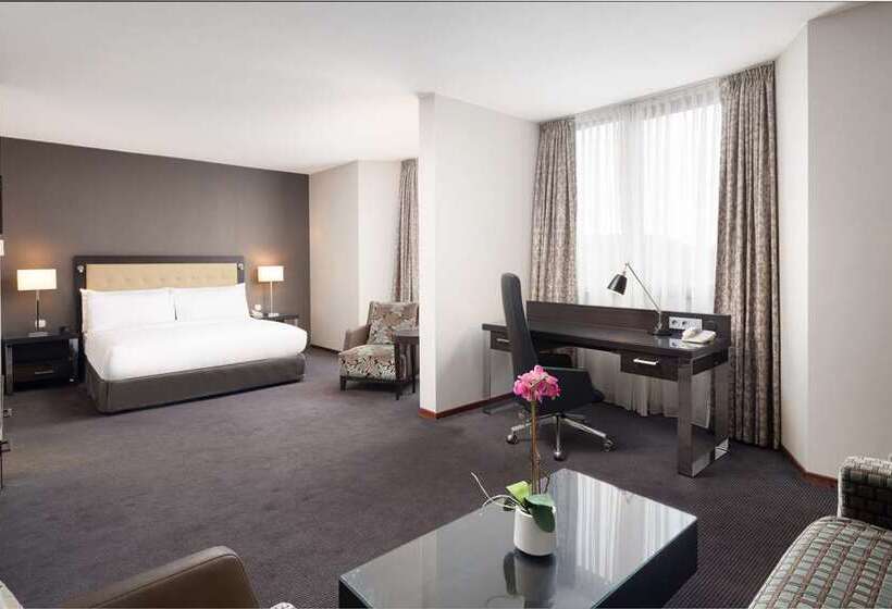 سوییت, Hilton Luxor Resort & Spa