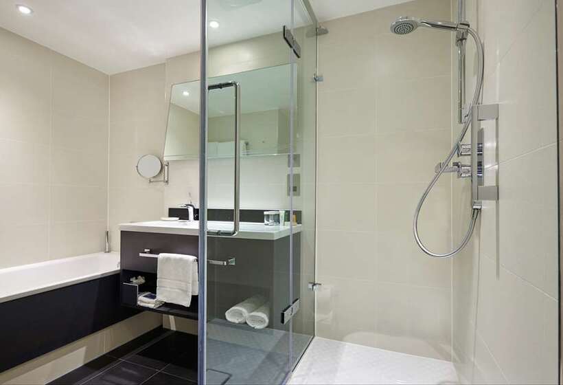 سوییت, Hilton Luxor Resort & Spa